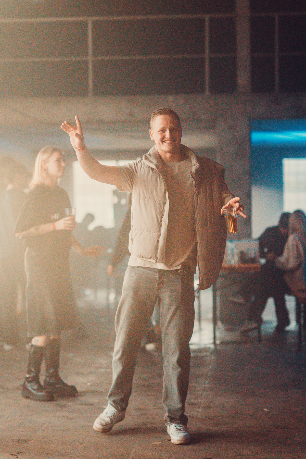 Loading... just a sec